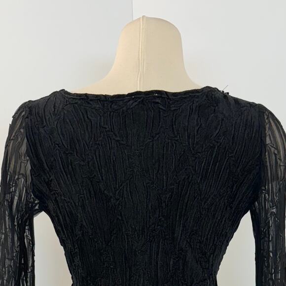 Komarov Beaded Neck Long-Sleeve Tunic Top Crinkled Sheer Fabric Black | Small - Picture 8 of 12